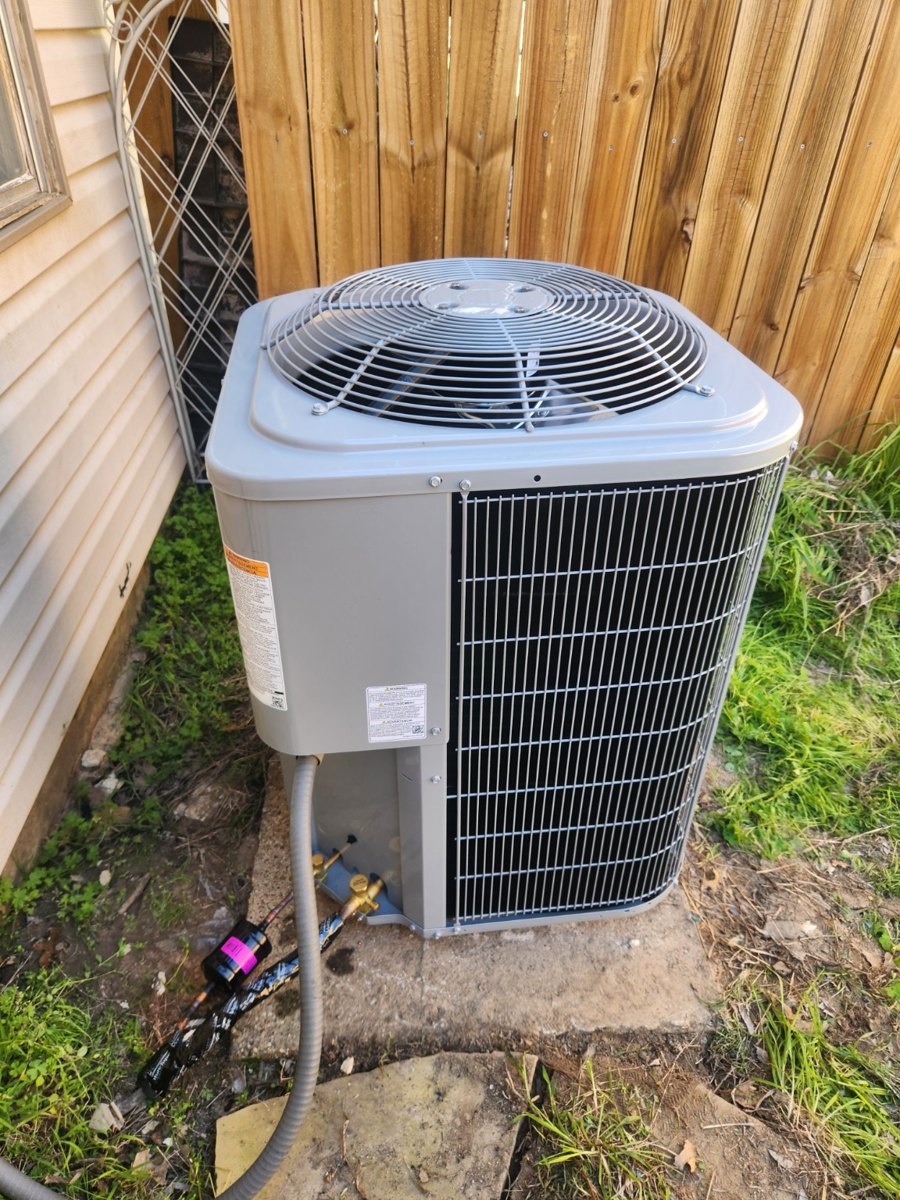Outdoor condenser installation